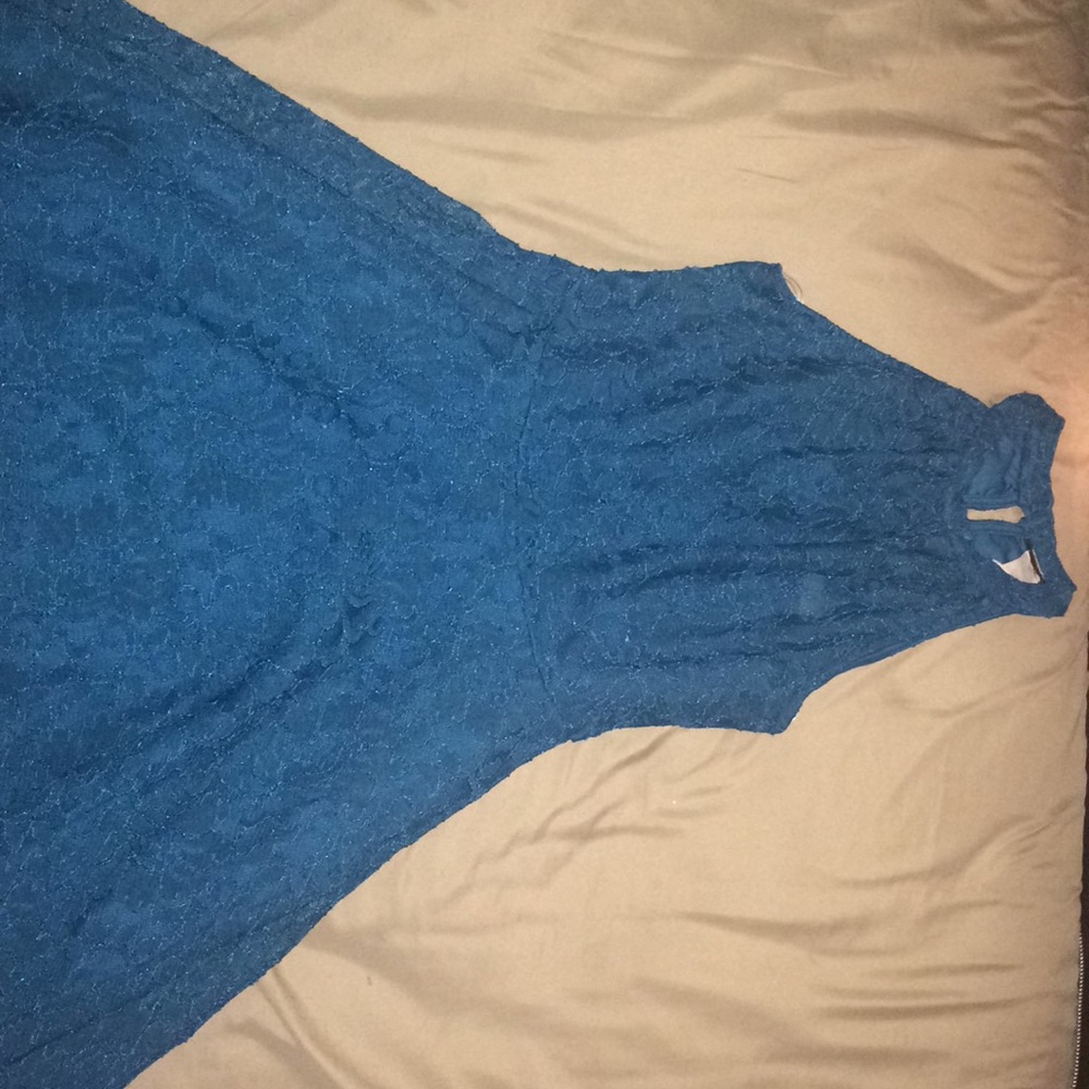 Greenish-blue colored short flowy dress